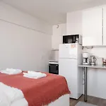 Huoneisto Stylish With Excellent Location Helsinki